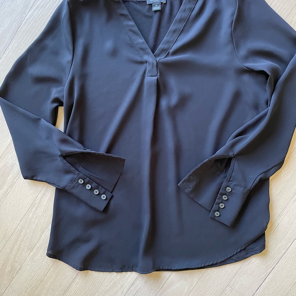 Ann Taylor black blouse